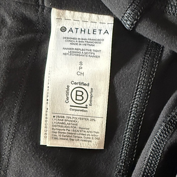 Athleta Rainier Reflective Tight Leggings Size Small NWT Camo black & gray - Picture 15 of 16